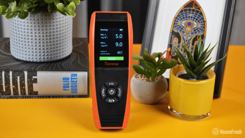 Temtop LKC 1000S Close Up