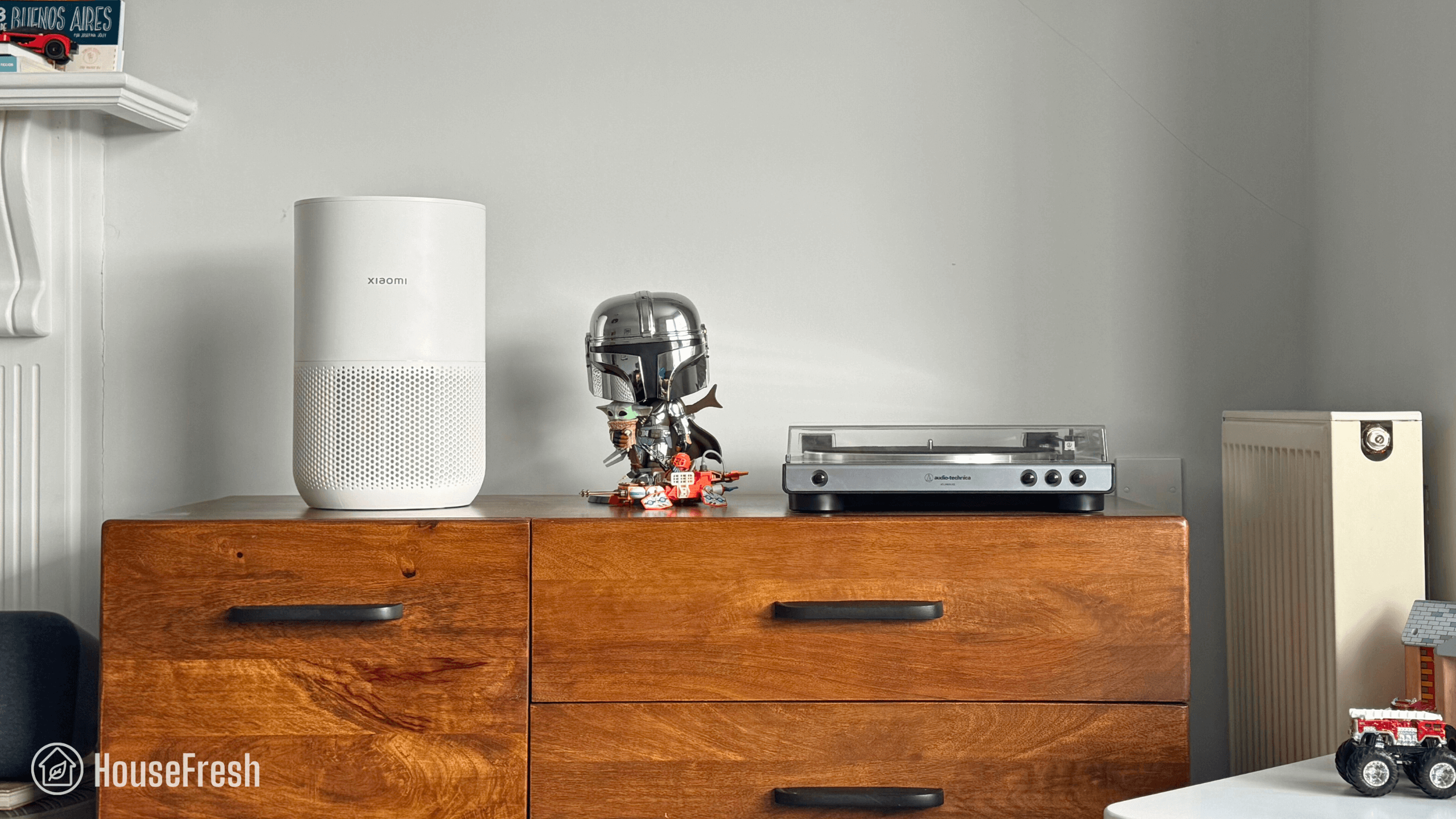 Xiaomi 4 Compact Sidetable